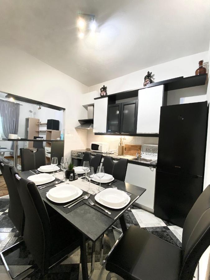 אורביץ Elite Residence Flos מראה חיצוני תמונה